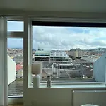 Penthouse In Centre 特隆赫姆